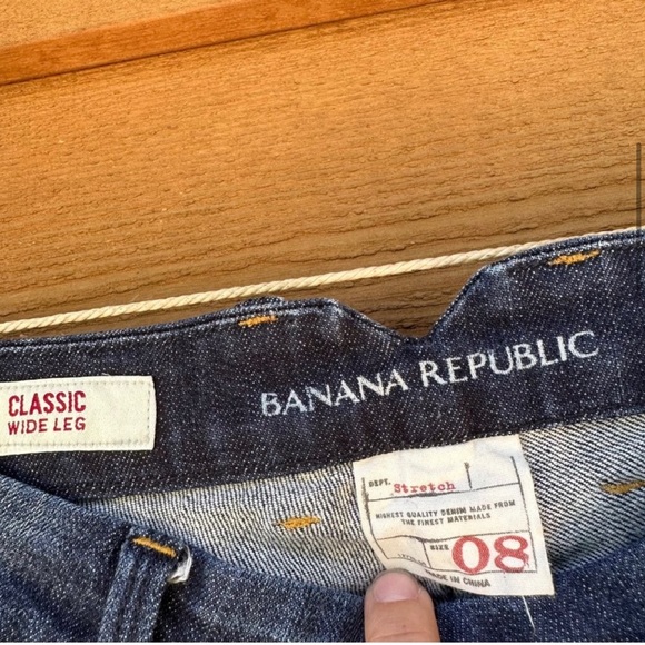 Banana republic low rise dark wash flare jeans - Picture 3 of 3